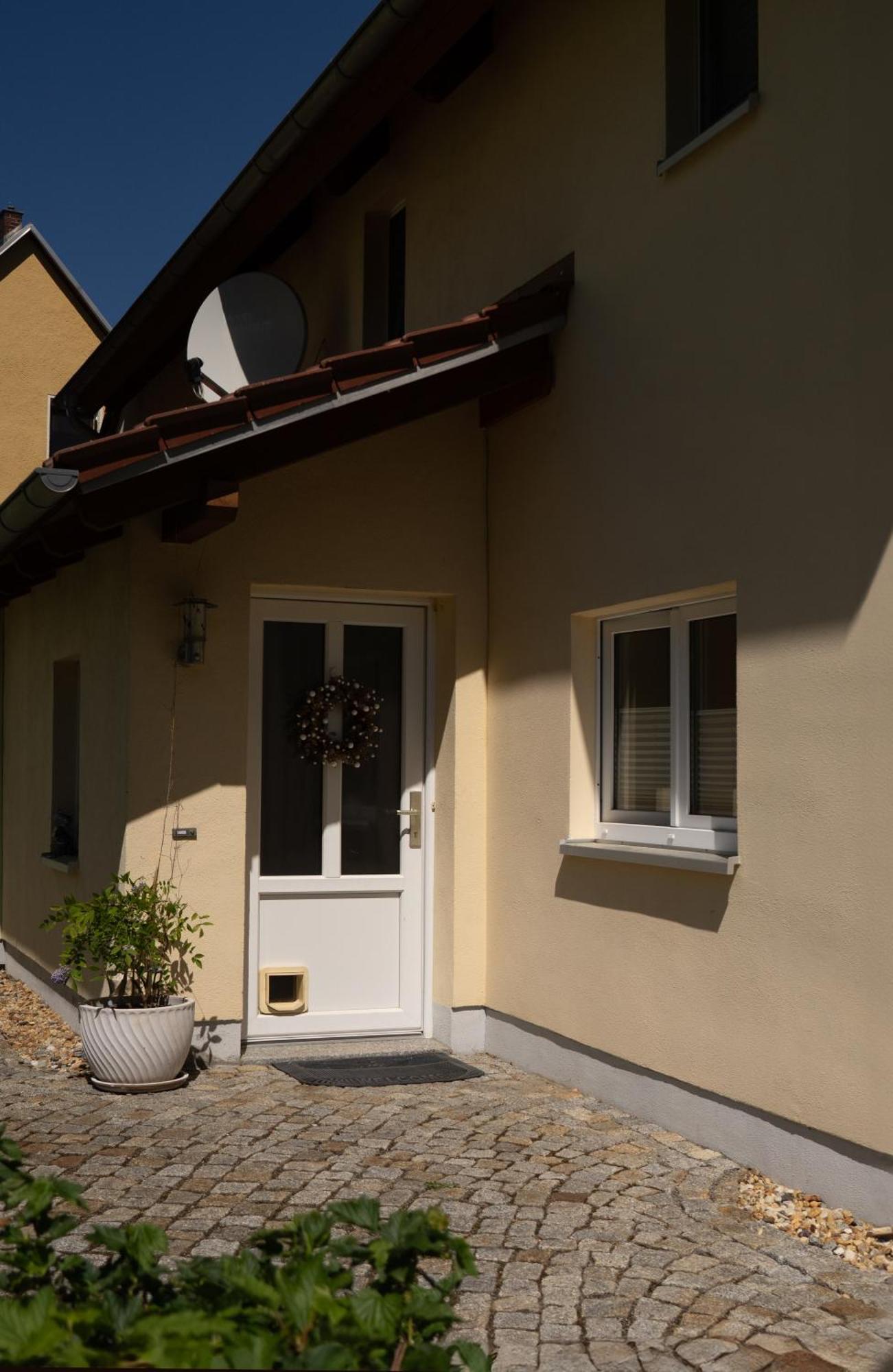 Haus Am Berzdorfer See - 3 Schlafzimmer - Ganzes Haus Zur Alleinnutzung - Terrasse - Hochwertige Ausstattung Görlitz Dış mekan fotoğraf